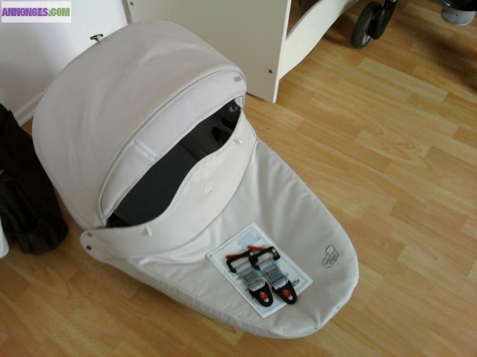 NACELLE WINDOO BEBE CONFORT + KIT AUTO