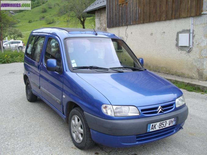 Berlingo 1.8 Multispace Bleu Année 1999 (7CV)