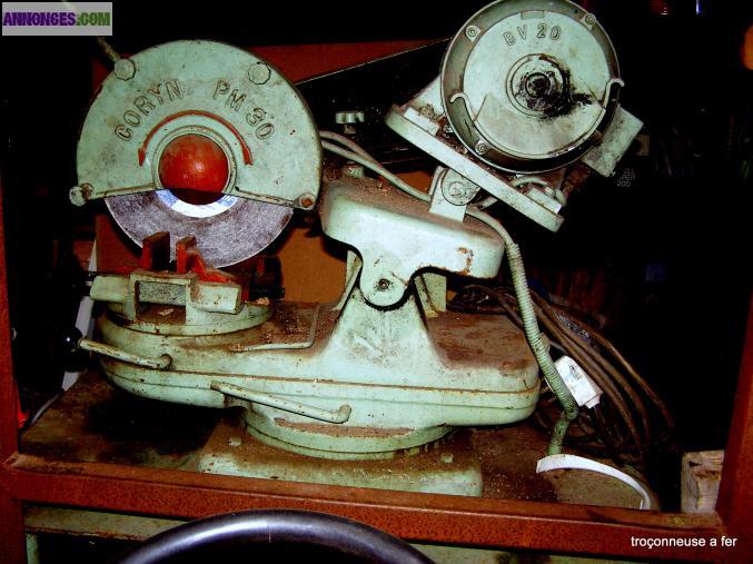 Tronçonneuse a féraille