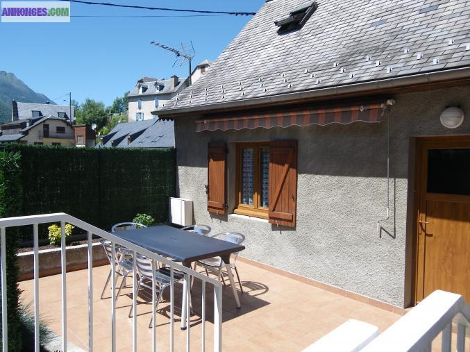 MAISON  INDEPENDANTE 2/3 PERS  A  ESQUIEZE-SERE