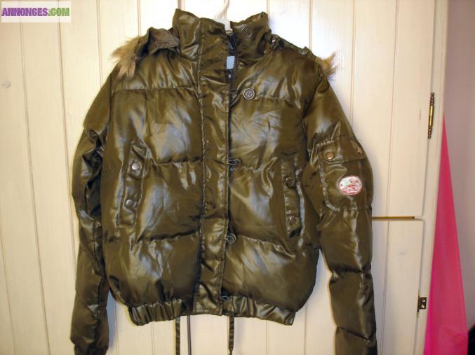 Blouson Doudoune Vert Kaki Taille 2 (taille 38)