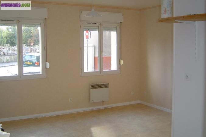 Studio 23M2 centre ville REIMS