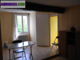 STUDIO meublé dans l'hyper-centre de CHÂLONS