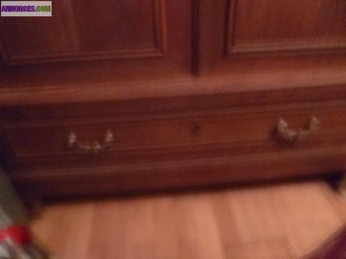 Armoire ancienne