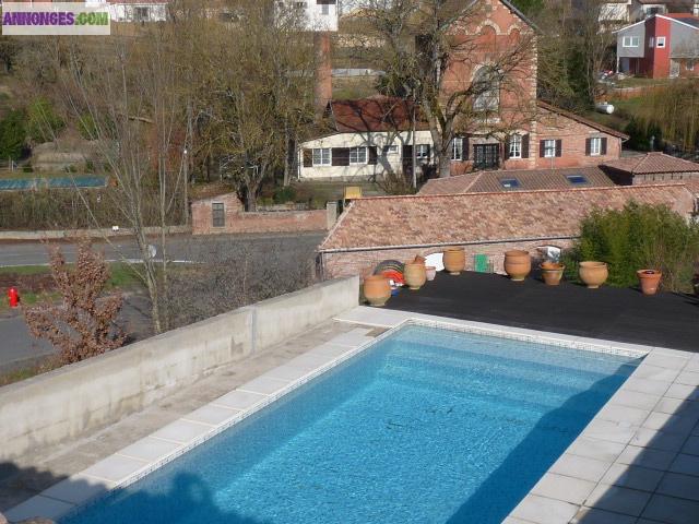 Villa t4 avec piscine proche de toulouse