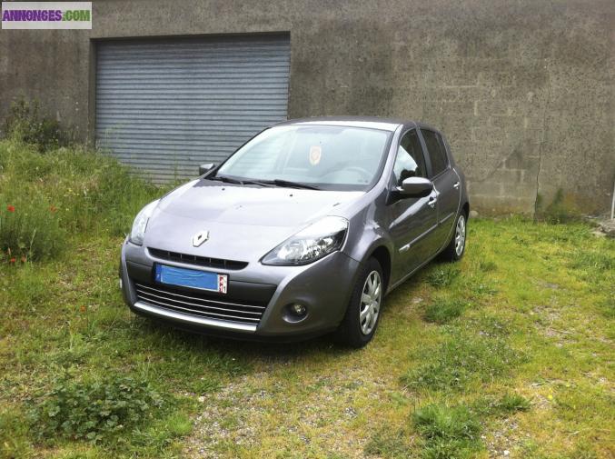RENAULT clioIII tomtom