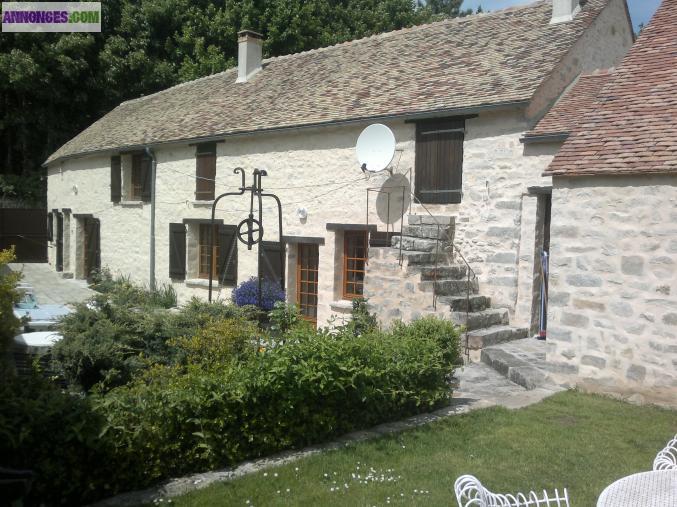 Maison ancienne en pierres rénovée