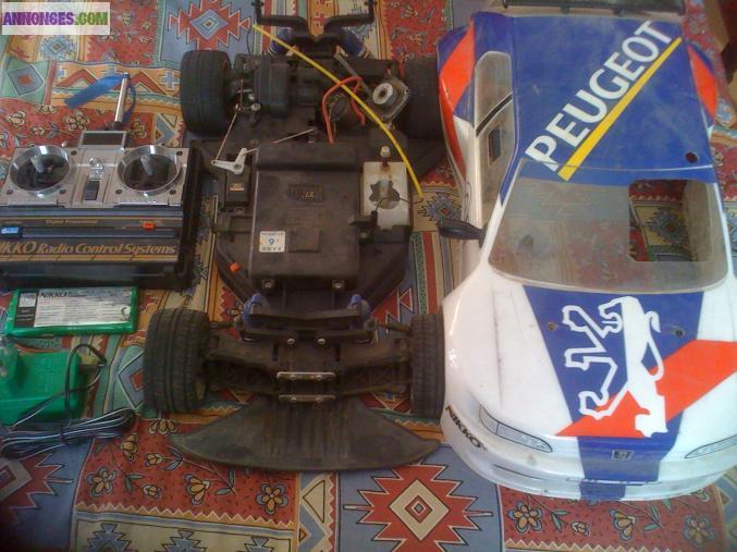 Voiture radio commandée