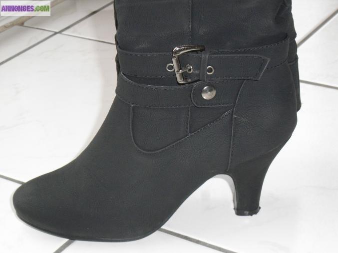 BOTTES NOIRES