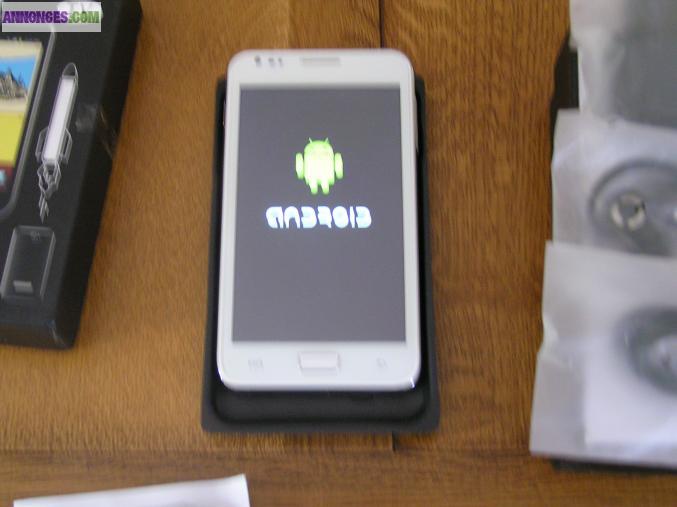 "EZIO i92(White) 3G & 4G ANDROID 4.0 GPS SMAR TPHONE"