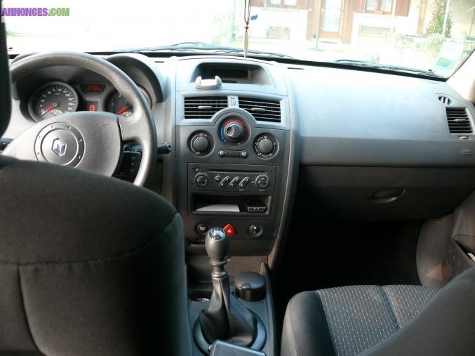 Vend Mégane 2