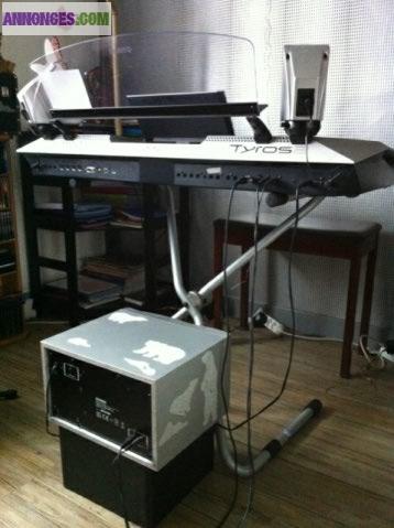SUPERBE CLAVIER YAMAHA TYROS2