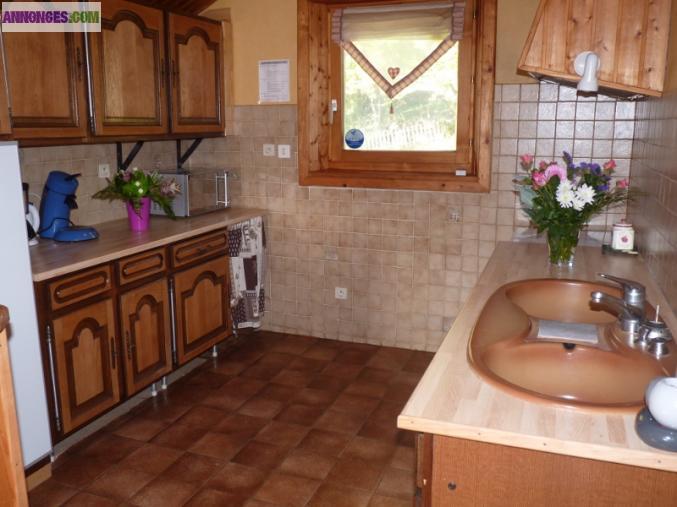 Chalet tout bois à 1 100 m d'altitude en plein coeur du Haut-Doubs.