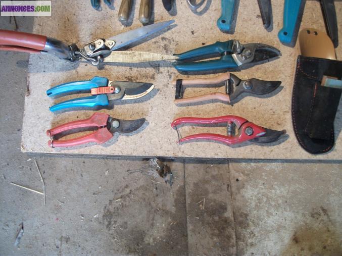 Lot de 11 sécateurs