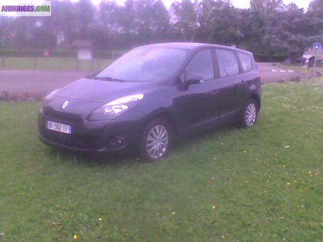 Grand SCENIC DCI 105 GPS Carminat