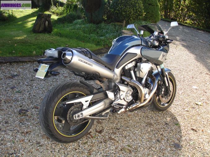 Yamaha mt01 os