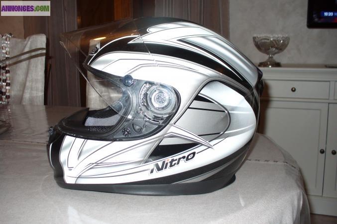 Casque de moto  NITRO