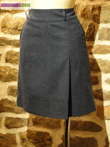 VÊTEMENT FEMME: SUPERBE JUPE T44 NEUVE avec ETIQUETTE (Robe)