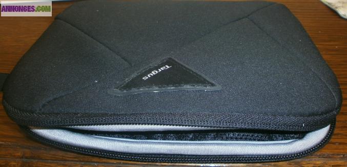 POCHETTE TABLETTE TACTILE
