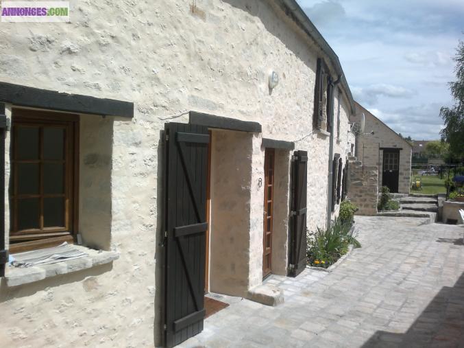 Maison ancienne en pierres rénovée