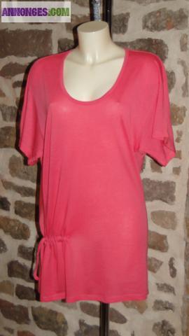 Mode Femme : Tee-Shirt Long Cintré Neuf / Étiquette / Taille M ou S ( Haut Pull Polo )