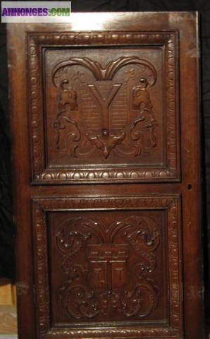 2 Portes en Bois Sculptées