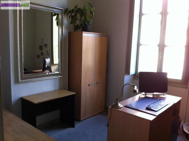 Bureau équipé, tarif tout compris, Marseille VieuxPort