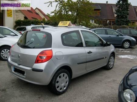 Renault clio 3 1l5 dci pack authentique 1er main