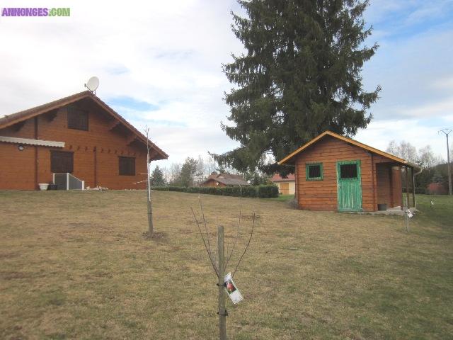 Le Beau Chalet Gico Récent tout équipé au bord du plan d'eau