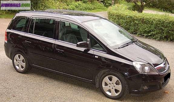 Belle Opel Zafira 2.0 dti