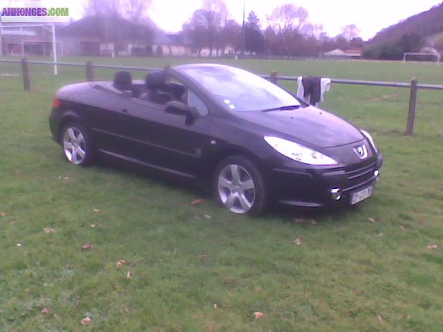 307 CC NAVTEQ Tout cuir GPS superbe, faible kilométrage