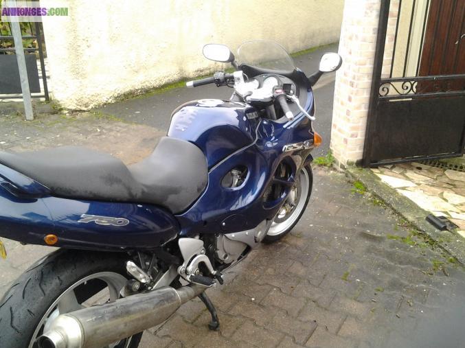 Vente suzuki 750 GSXF