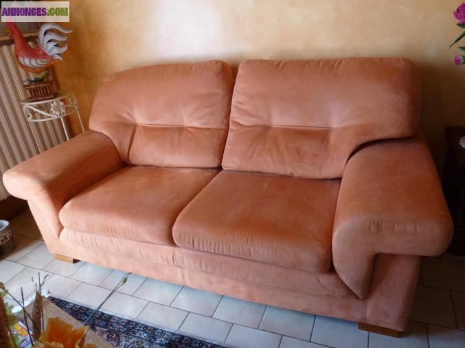 Canapé 3 places microfibre velours saumon