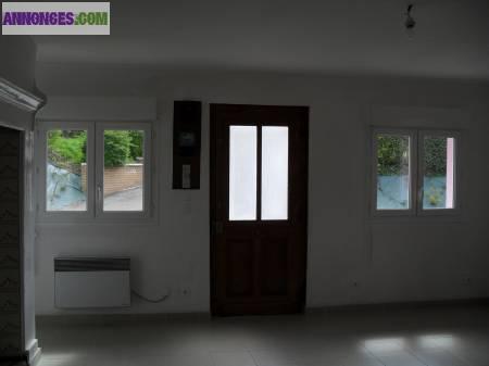 PETITE MAISON RENOVEE POUR 1 PERSONNE OU COUPLE