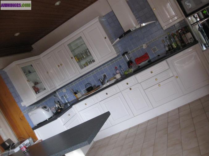 MAISON DE VILLE A LOUER A RUE