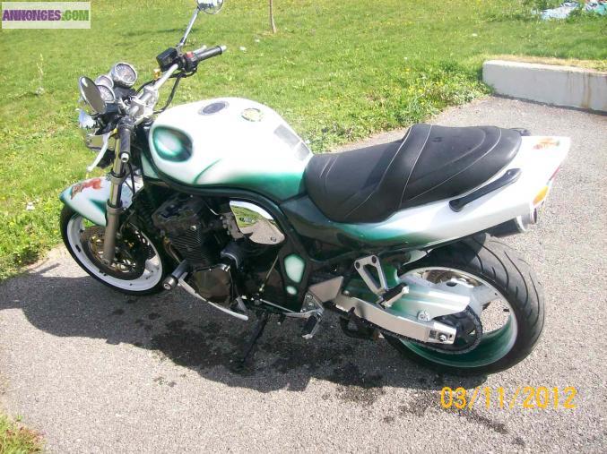 Vends MOTO