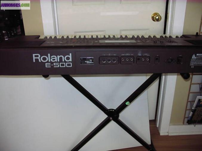 ROLAND E 500