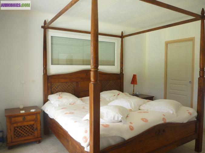 Meubles en bois sheesham.