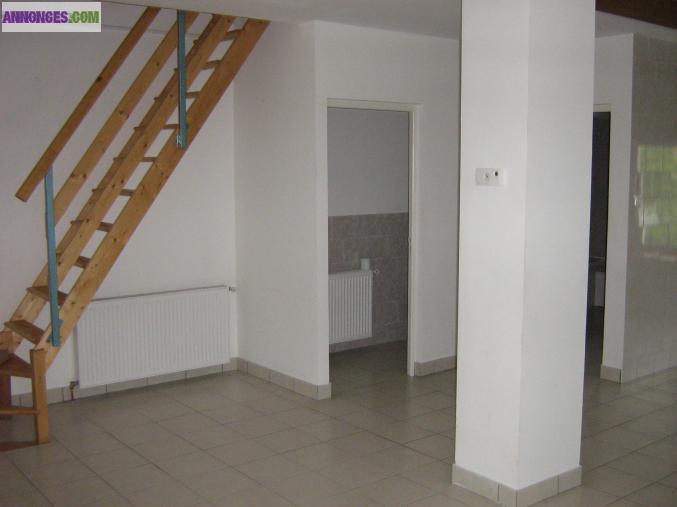 À Plancher bas Superbe F3