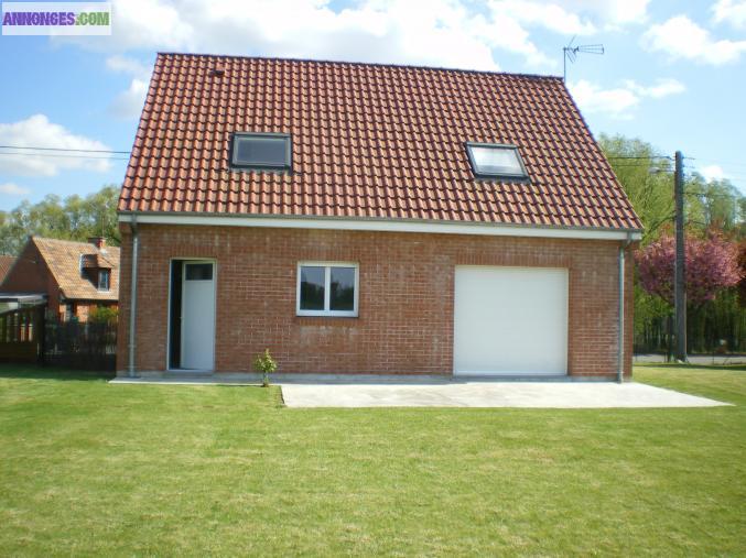 Villa 2009 individuelle s/900m2  1100€
