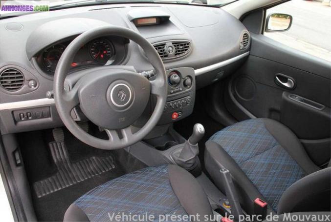 RENAULT CLIO III 1.5 DCI 70 EXTREME FONCEE CLIM 5P