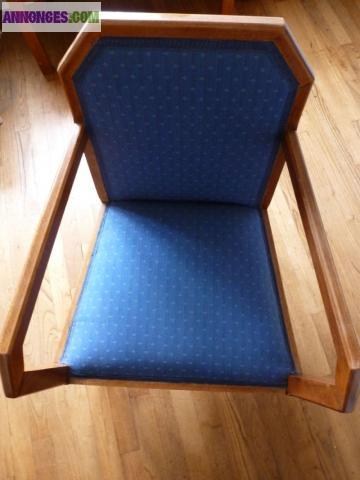 Fauteuil ancien refait à neuf