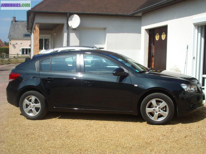 Chevrolet cruze 124lt 5 portes