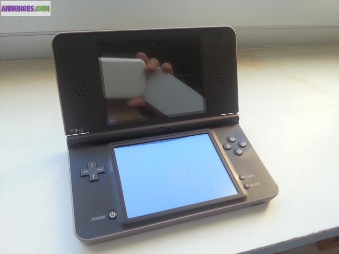 CONSOLE NINTENDO DSi XL