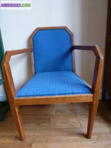 Fauteuil ancien refait à neuf