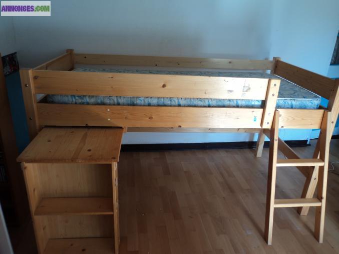 Lit surélevé avec bureau retractable