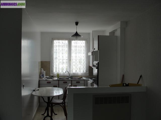 Appartement 2 pieces + box + reserve