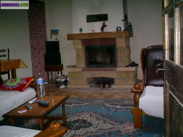 Maison 7 pièces près de la RN4