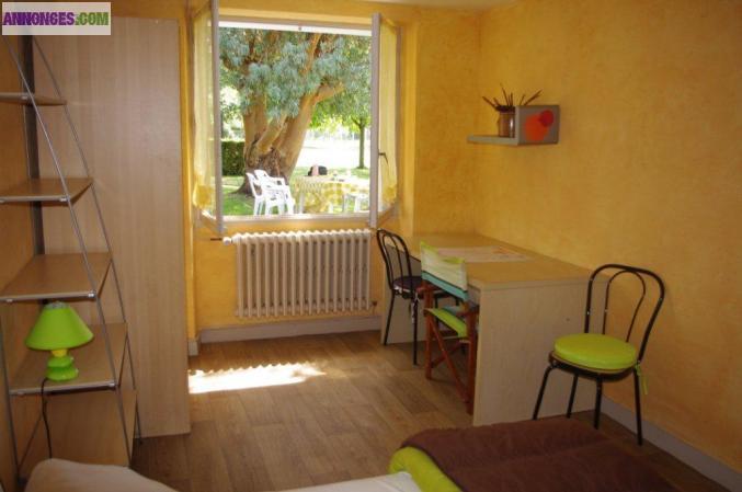 Gîte, ***, 6/8pers,calme, confort, 40 min du futuroscopeonf