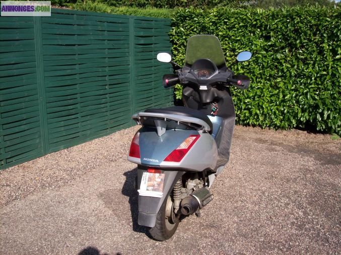 SCOOTER 125